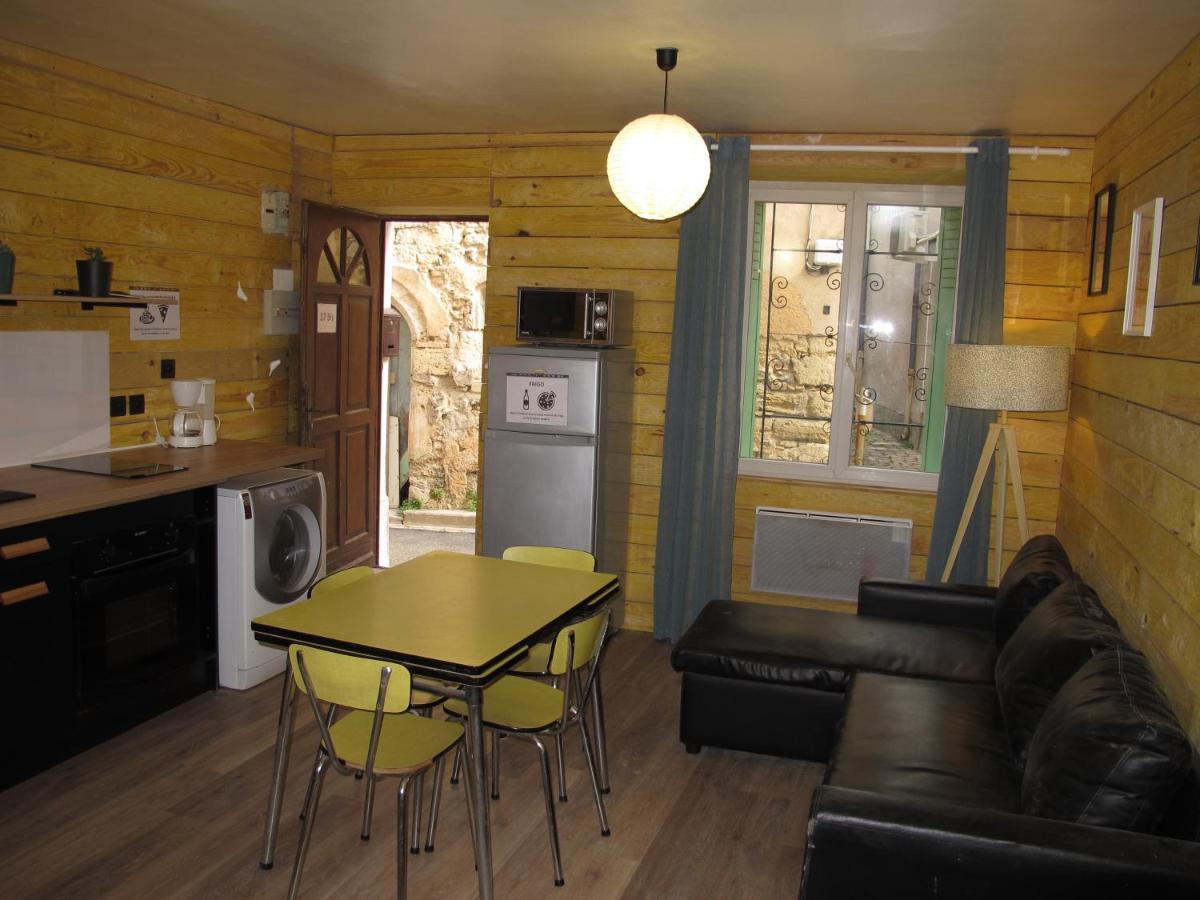 Appartement T1 Bis Cosy Avec Patio 17 Bis Tourbes Buitenkant foto
